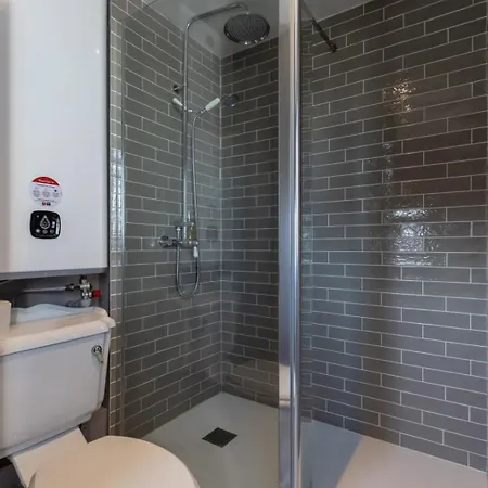 Dolphin View - 1st Floor - Charming Comfortable Flat On The Port アパート オンフルール