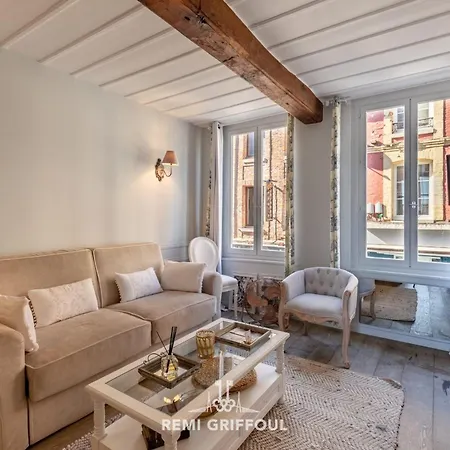 アパート Dolphin View - 1st Floor - Charming Comfortable Flat On The Port