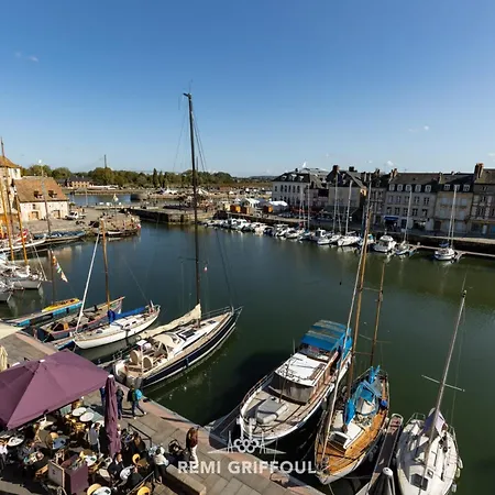Dolphin View - 1st Floor - Charming Comfortable Flat On The Port * オンフルール