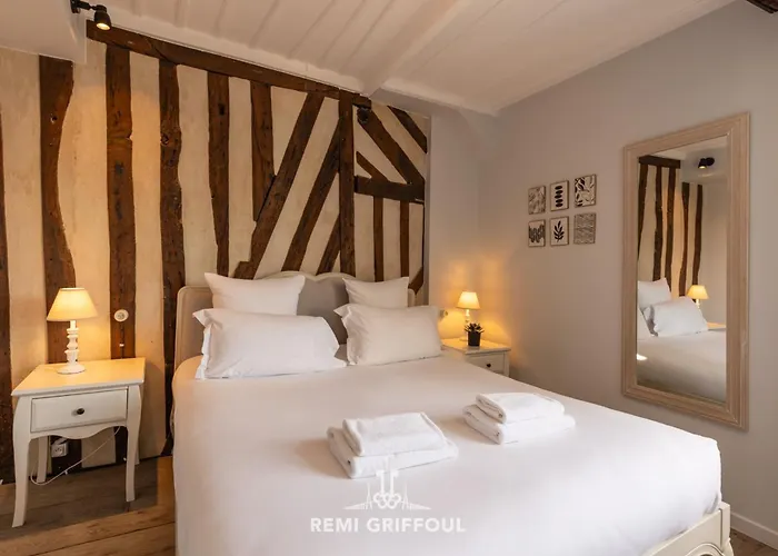 Appartamento Dolphin View - 1st Floor - Charming Comfortable Flat On The Port